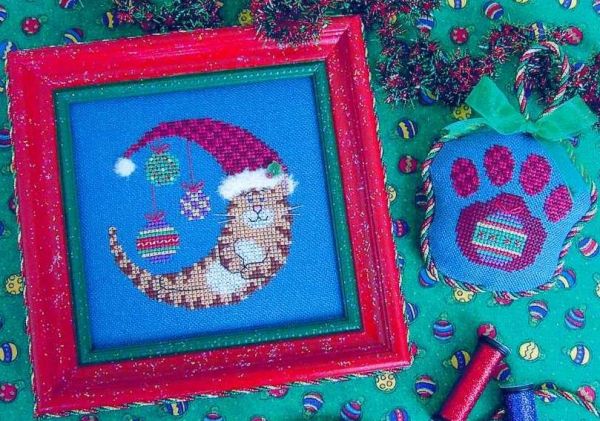 Вышивка крестом Новогодний луно-кот