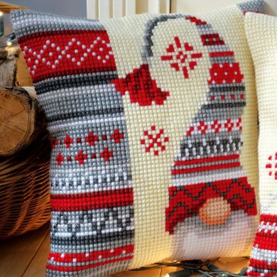 схема вышивки крестом подушка с новогодним гномом 1 ч