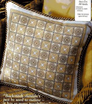 Подушечка с цветочным блекворком