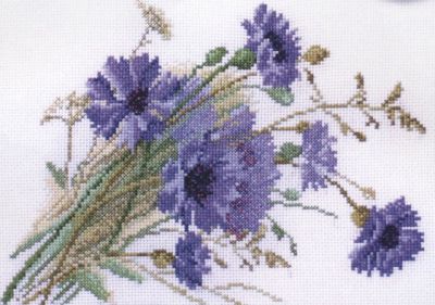 Вышивка крестом Васильки