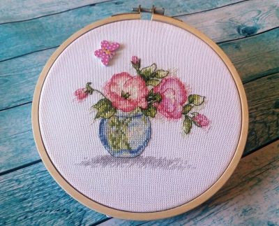 Вышивка крестом Букетик петуньи