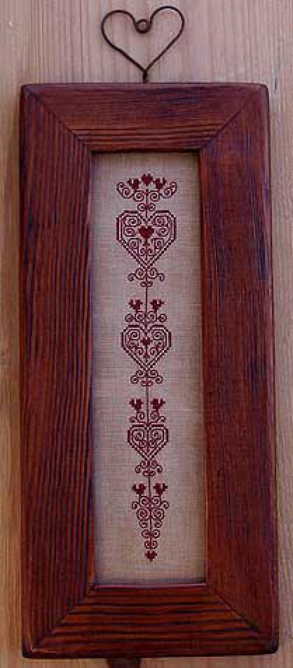 Вышивка крестом Сердечная панелька