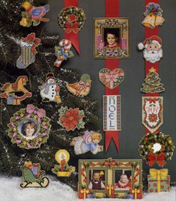Вышивка крестом Новогодине игрушки