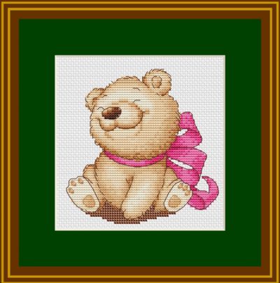 Вышивка крестом Мишутка с розовым бантиком