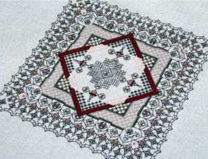 Вышивка крестом Подушка узорная