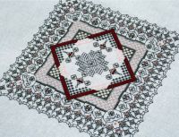 Подушка узорная