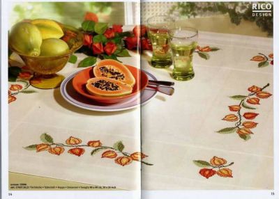 Вышивка крестом Скатерть (салфетка) с физалисом