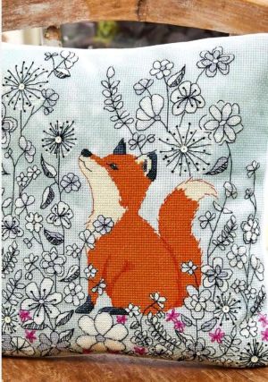 Лисичка с контурными цветами