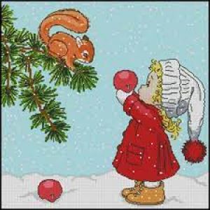 Малышка и белочка