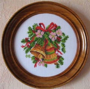 схема вышивки крестом рождественские колокольчики