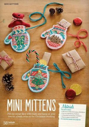 Новогодние игрушки мини-рукавички