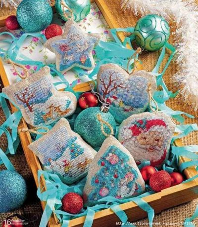 схема вышивки крестом новогодние игрушки на ёлку