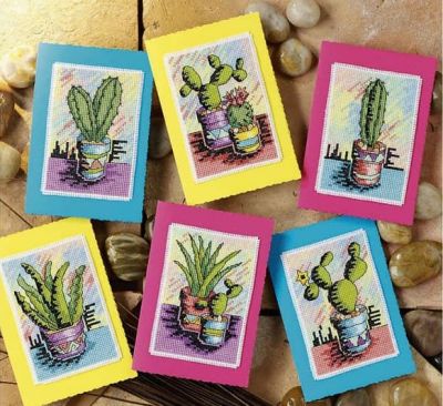 Вышивка крестом Кактусы в горшках